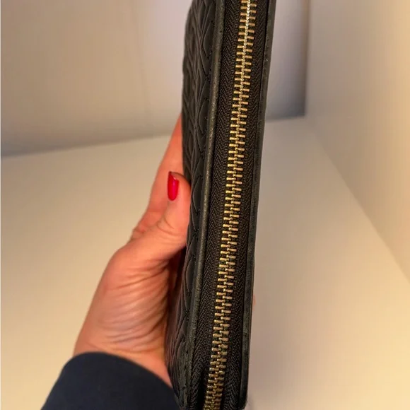 Tory Burch Fleming Zip Continental Zippy Wallet - Picture 6 of 15
